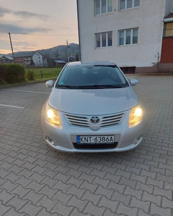 Toyota Avensis cena 22900 przebieg: 216000, rok produkcji 2009 z Busko-Zdrój małe 56